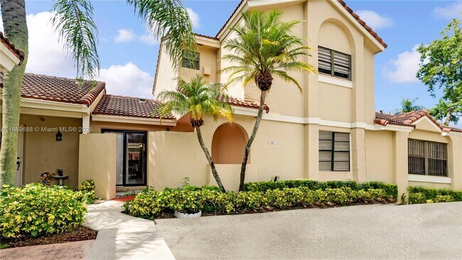 Foto del edificio - 6460 NW 170th Terrace