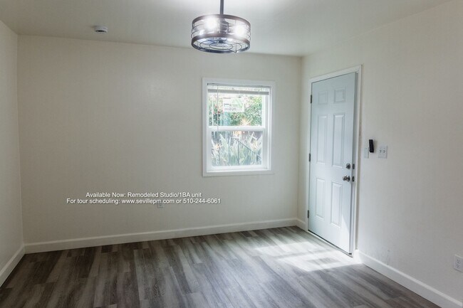 Photo - 2920 Filbert St Apartment