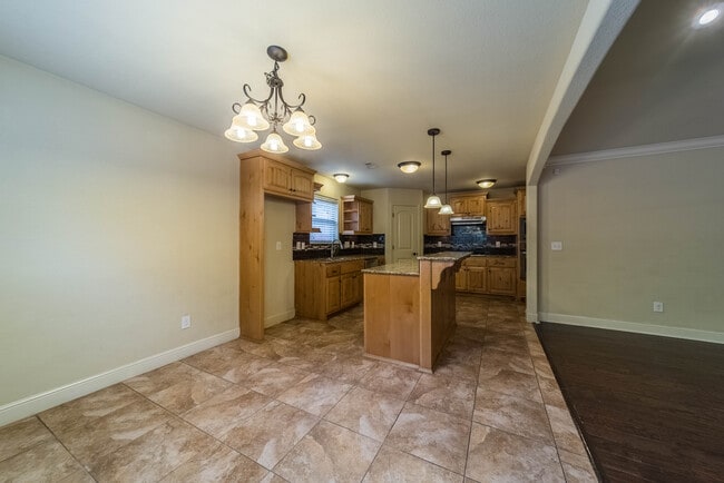 Photo - 3205 SW Briar Creek Ave House