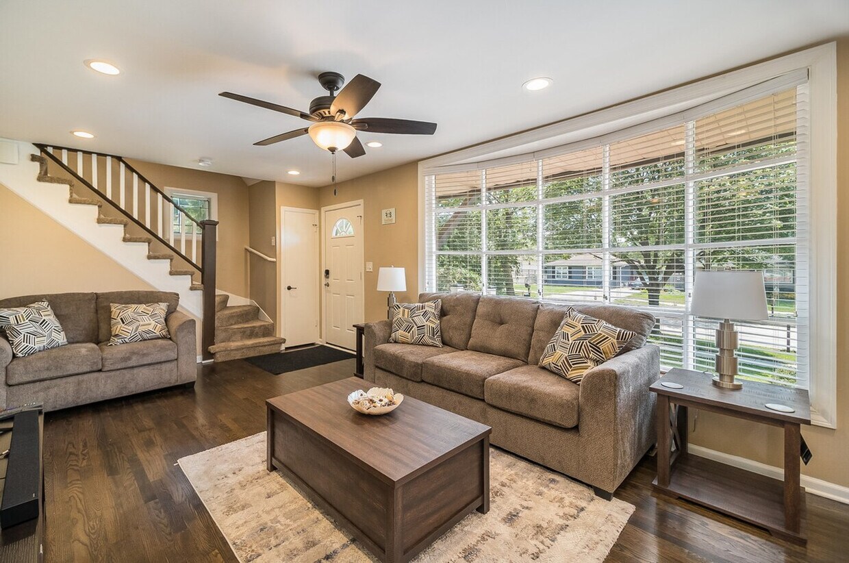 Foto principal - 356 W Morris Ave