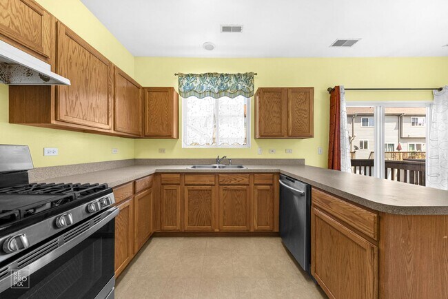 Foto del edificio - Grayslake Rental!  2 Bedroom 2.5 Bathroom Townhome!  Cherry Creek Subdivision!