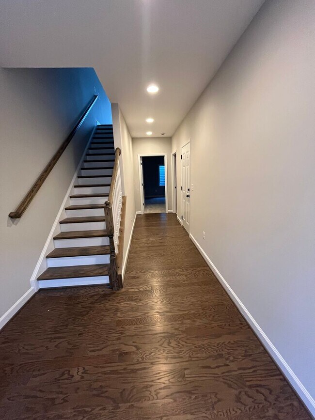 Foto del edificio - ***First Month Free*** Townhouse in Preston Lake