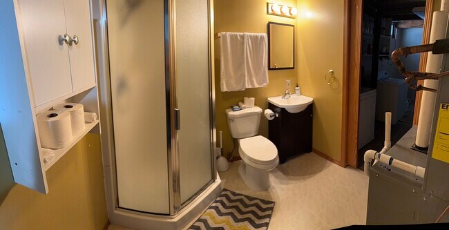 Foto del edificio - 707 W 15th St
