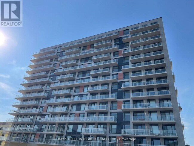 Building Photo - 2-922 David Eyer Rd