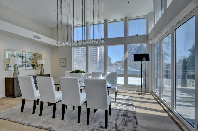 Foto del edificio - 432 Forest Ave