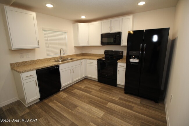 Foto del edificio - 1825 Tulane Ave SE