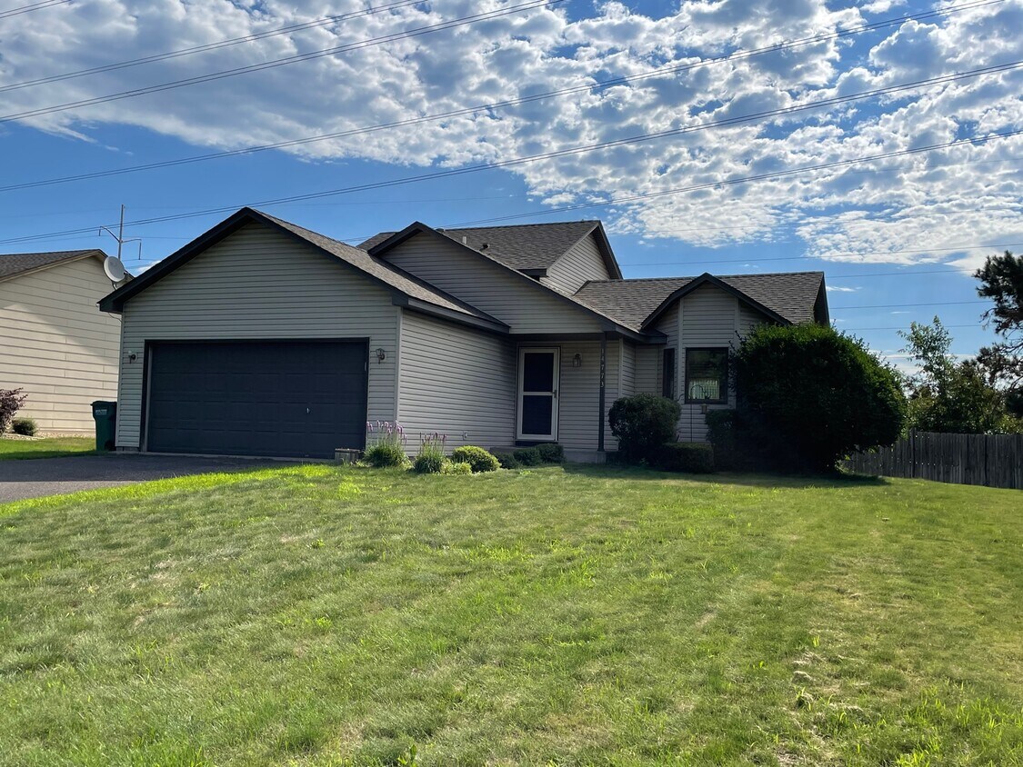 14773 Grouse St NW, Andover, MN 55304 House Rental in Andover, MN