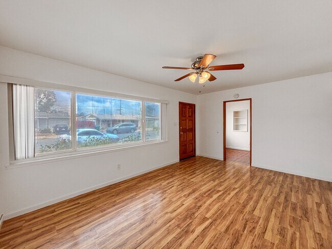 Foto del edificio - Newly Remodeled 3BR/1BA House in Clairemon...