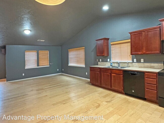 Foto del edificio - 3 br, 2 bath House - 2668 Brianna St NW