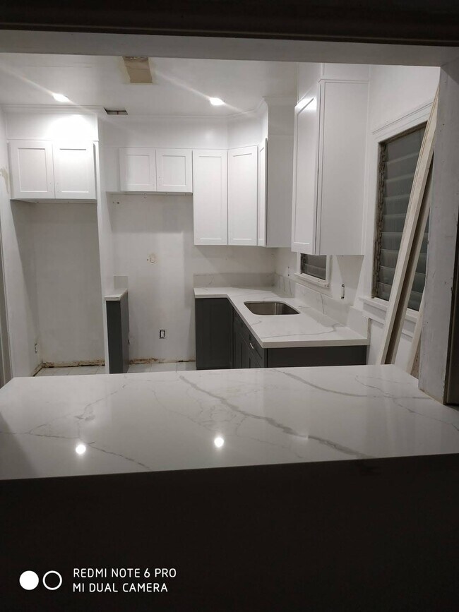 Foto del edificio - 465 N Ogden Dr