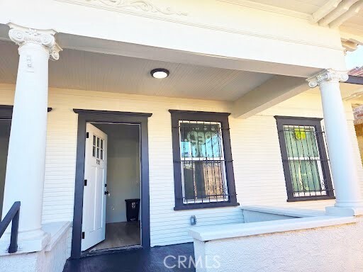 Foto principal - 754 E 17th St