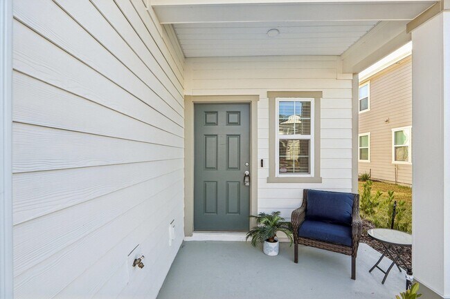 Building Photo - 72 Beach Palm Ct