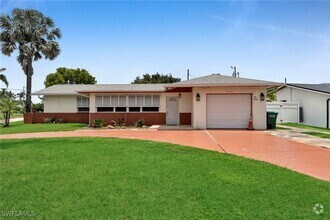 Building Photo - 4512 Coronado Pkwy