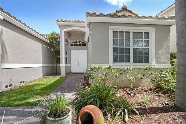 Building Photo - 6456 NW 78th Plz