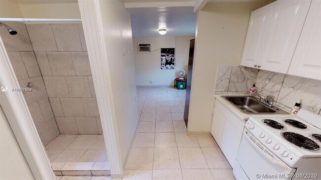 Foto del edificio - 2266 NW 99th Terrace