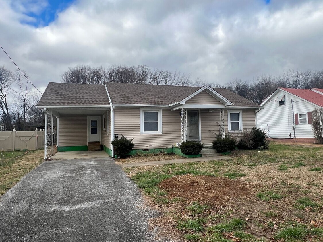 401 Tulip Dr, Franklin, KY 42134 House Rental in Franklin, KY