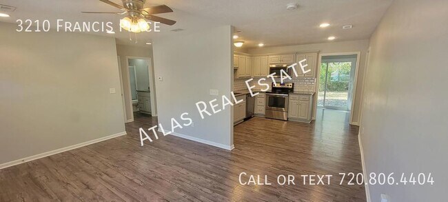 Building Photo - Remodeled 4 bedroom minutes from the KU ca...