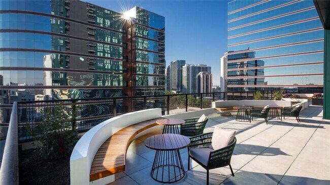 Foto del edificio - 1382 Peachtree St NE