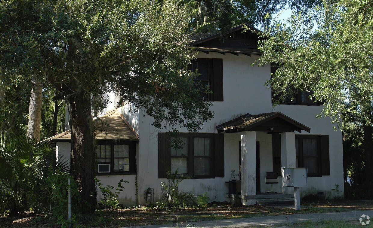 Building Photo - 1119 SW 4th Ave