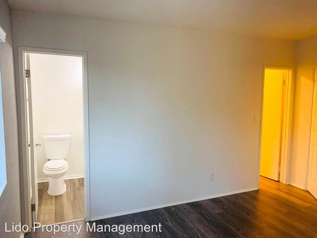 Building Photo - 14222 Buena St