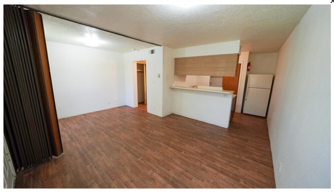 Interior Photo - BRANDYWOOD PARK!!!   FREE UTILITIES!!   GR...