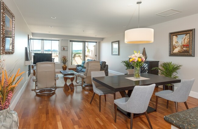 Photo - 1560 Blake St Apartment