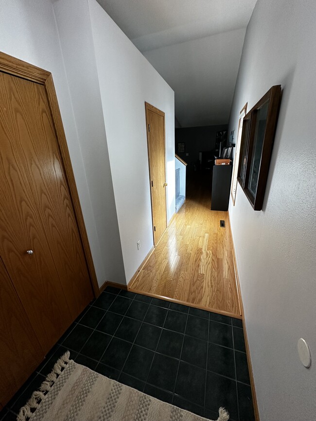 Main entry hallway - 2242 14th St