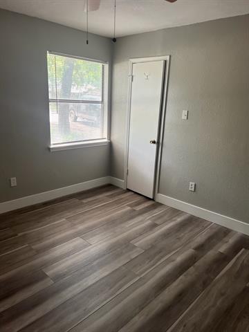 Building Photo - 3801 San Ramon Dr