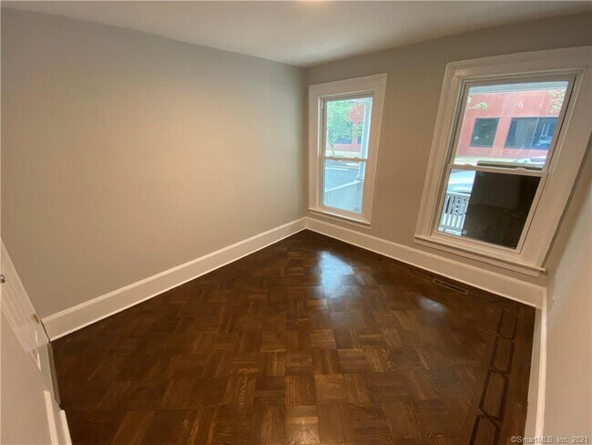 Building Photo - 3 Trumbull St