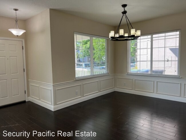 Building Photo - 4 br, 2.5 bath House - 5268 Venus Dr.