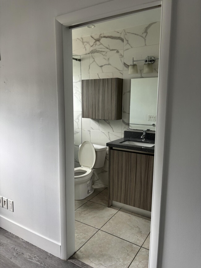 Foto del edificio - 2241 N 56th Ave