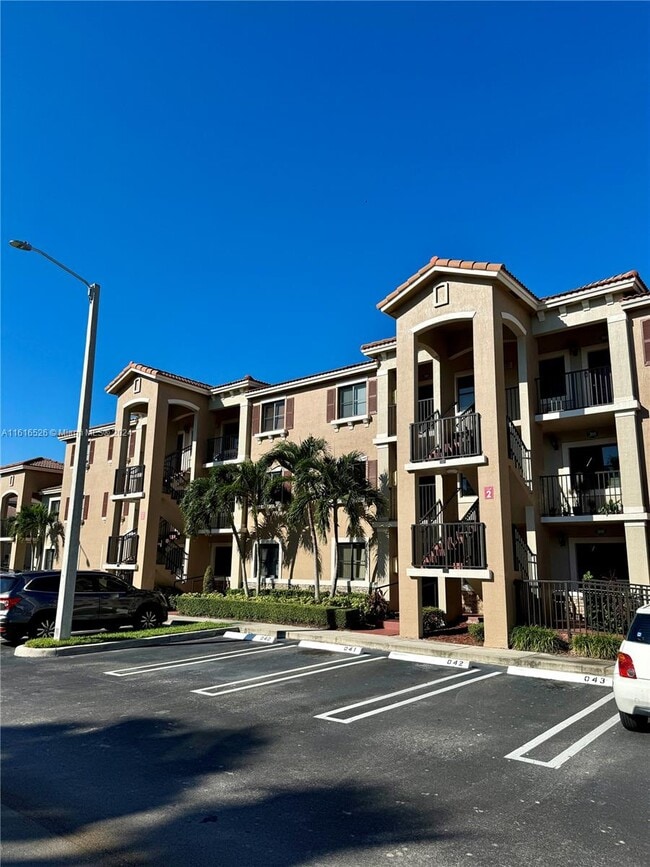 22421 SW 88th Pl Unit 2042, Cutler Bay, FL 33190 Condo for Rent in