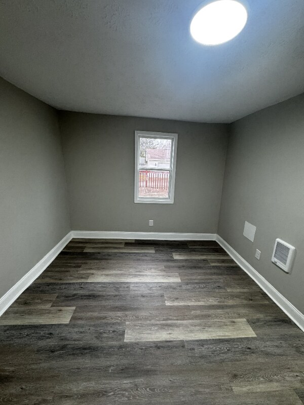 Foto del edificio - 164 Miami Rd