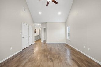 Building Photo - 100 Stockton Family Ct