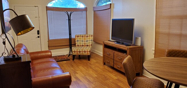 Living room - 913 Milton St