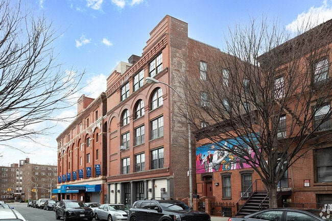 Lofts sit above storefronts in South Bronx.