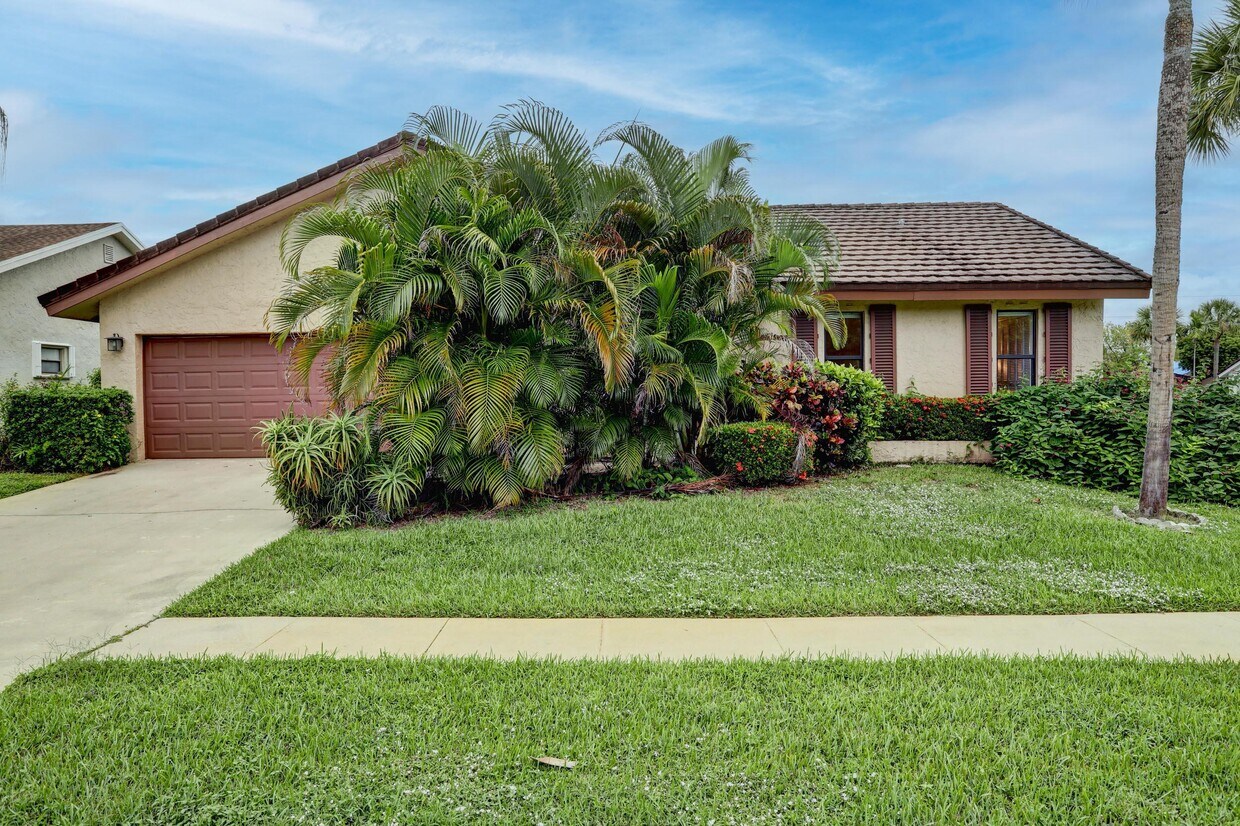 7675 Cypress Crescent, Boca Raton, FL 33433 House Rental in Boca