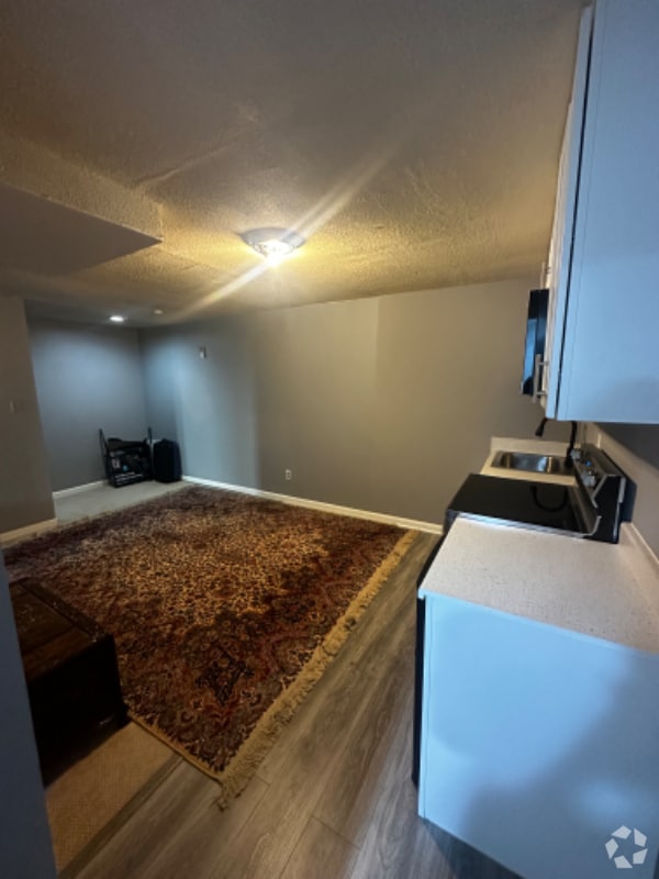 Building Photo - 4808 Nash Dr