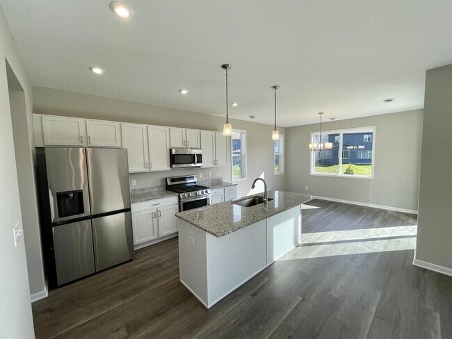 Building Photo - 9955 Bluebird Street Northwest