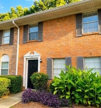 Building Photo - 147 Northdale Pl