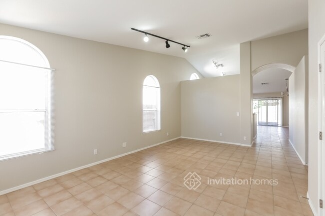 Building Photo - 269 S Jesse St
