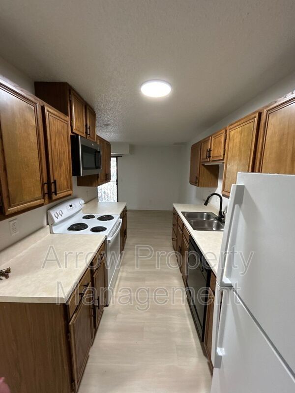Foto del edificio - 205 E Arbor Ave