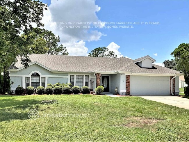 Building Photo - 2206 Fairmont Cir