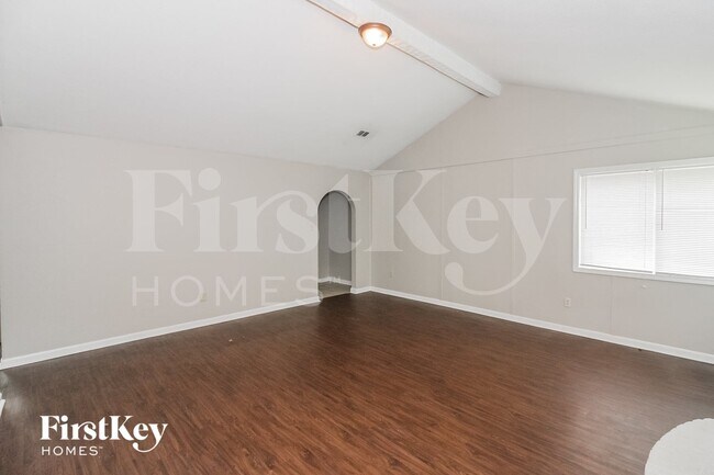 Foto del edificio - 4183 Rosewind Cir