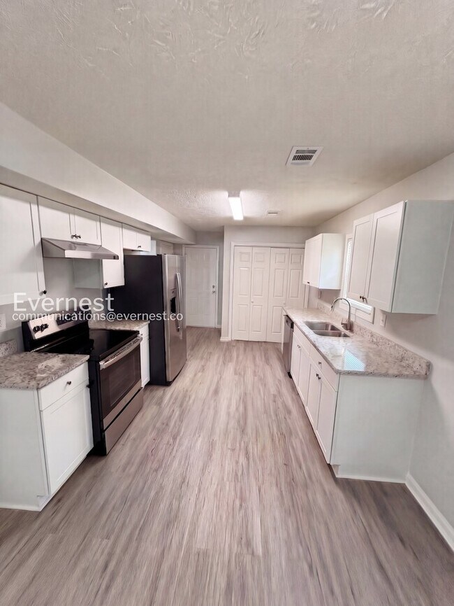 Foto del edificio - 1236 Claywill Cir