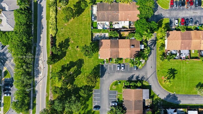 Foto del edificio - 28210 SW 143rd Ct