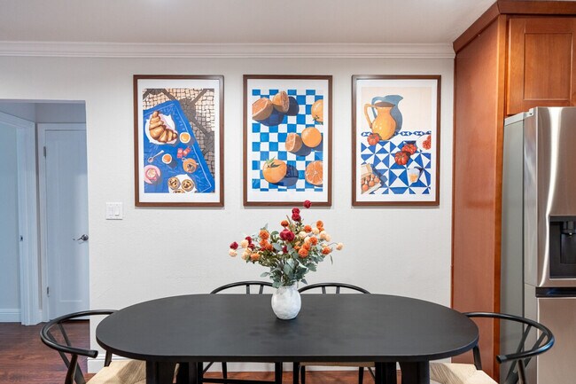 Foto del edificio - 1004 Airport Blvd