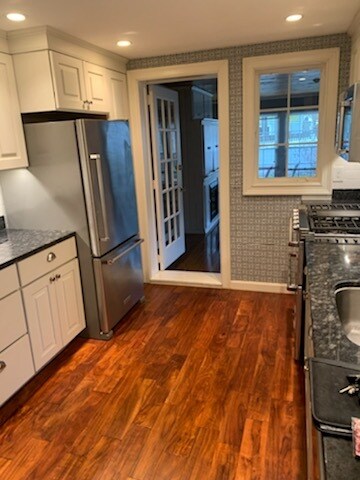 Kitchen - 53 Bromfield St