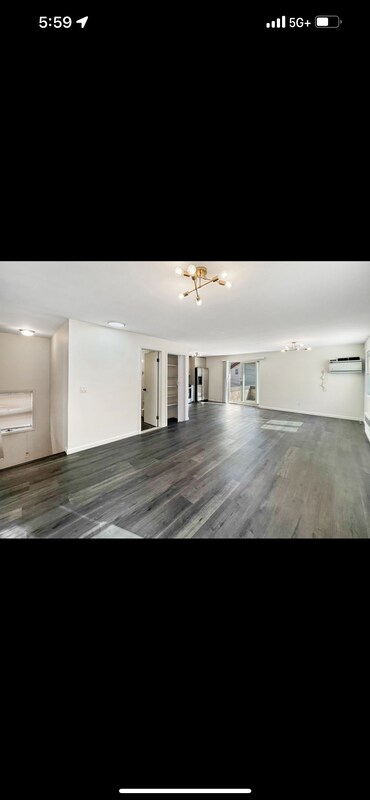 Building Photo - 4213 Seagate Ave