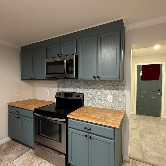 Foto del edificio - Charming Home with Modern Upgrades